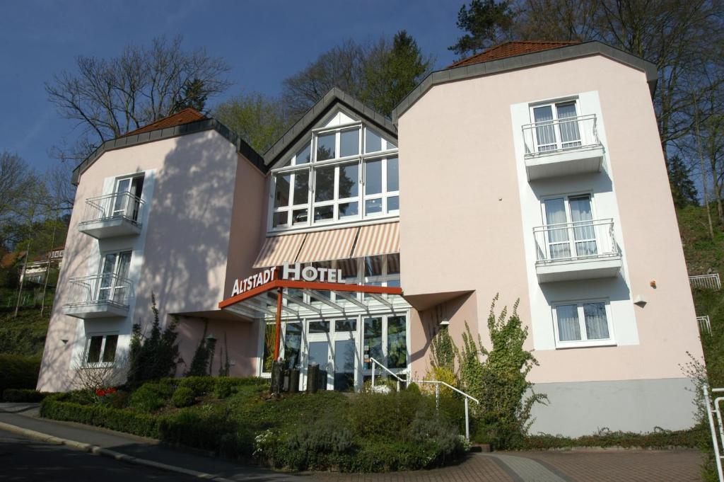 Altstadthotel An Der Werra Meiningen Exterior foto